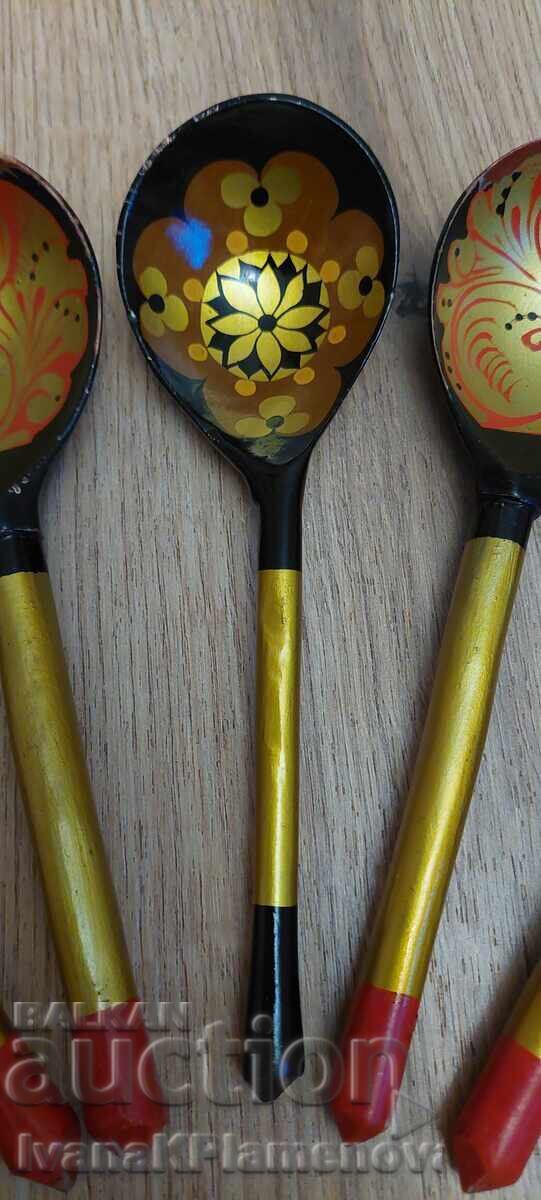 Souvenirs Wooden Khokhloma Russia for Connoisseurs 5 pieces with price 15.00 BGN | € 7.67