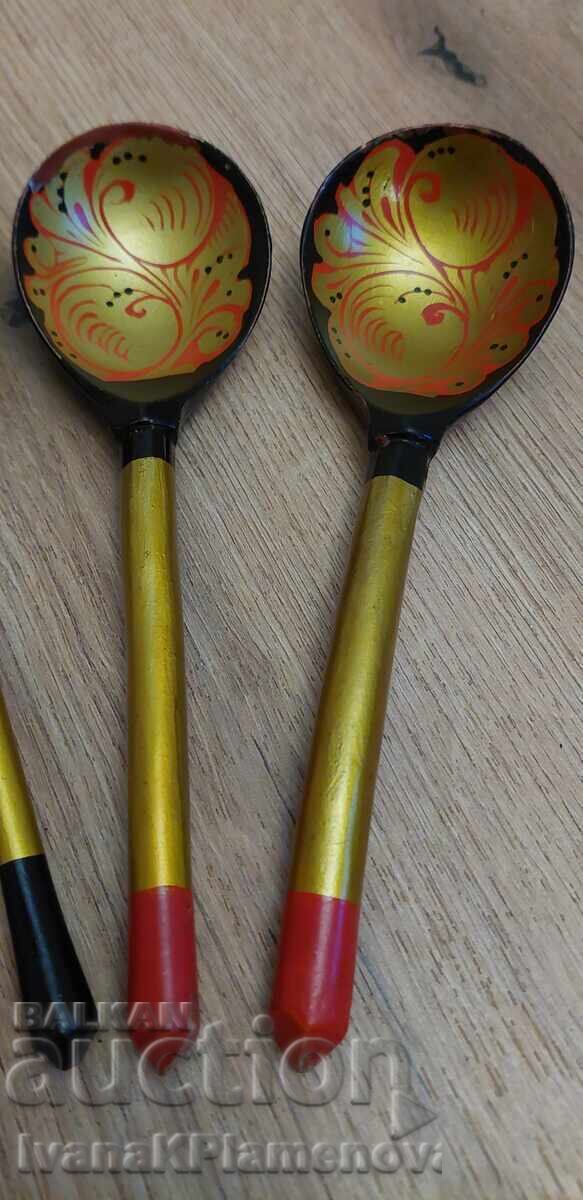 Auction  Souvenirs Wooden Khokhloma Russia for Connoisseurs 5 pieces