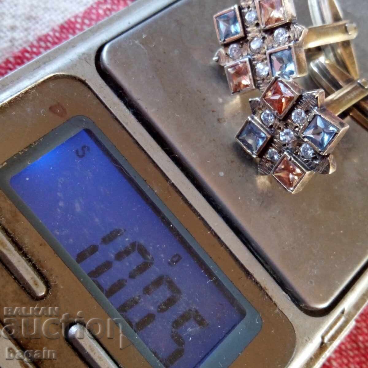 Delivery of Unique topaz cufflinks