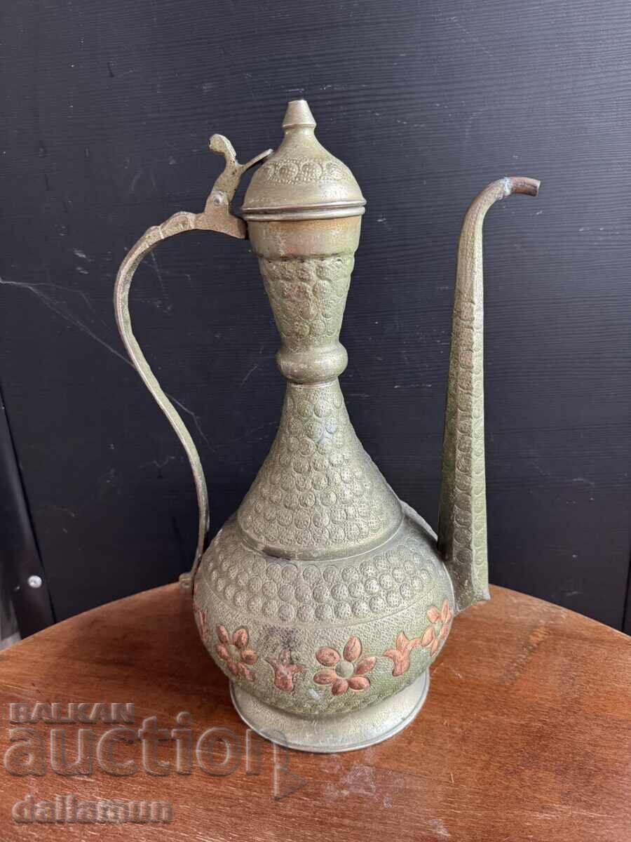 Старинен колекционерски ибрик с цена 40.00 лв. | € 20.45 Старинен колекционерски ибрик с цена 40.00 лв. | € 20.45