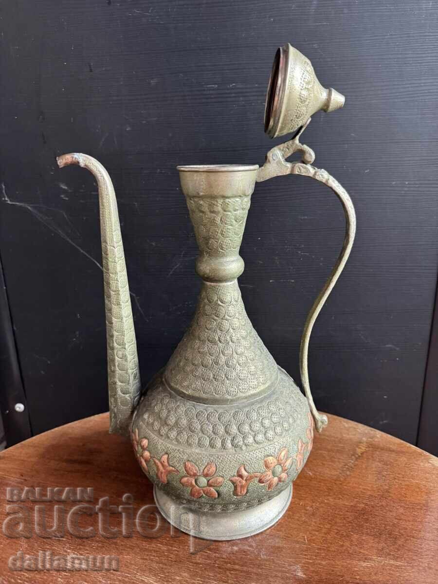 Старинен колекционерски ибрик Старинен колекционерски ибрик