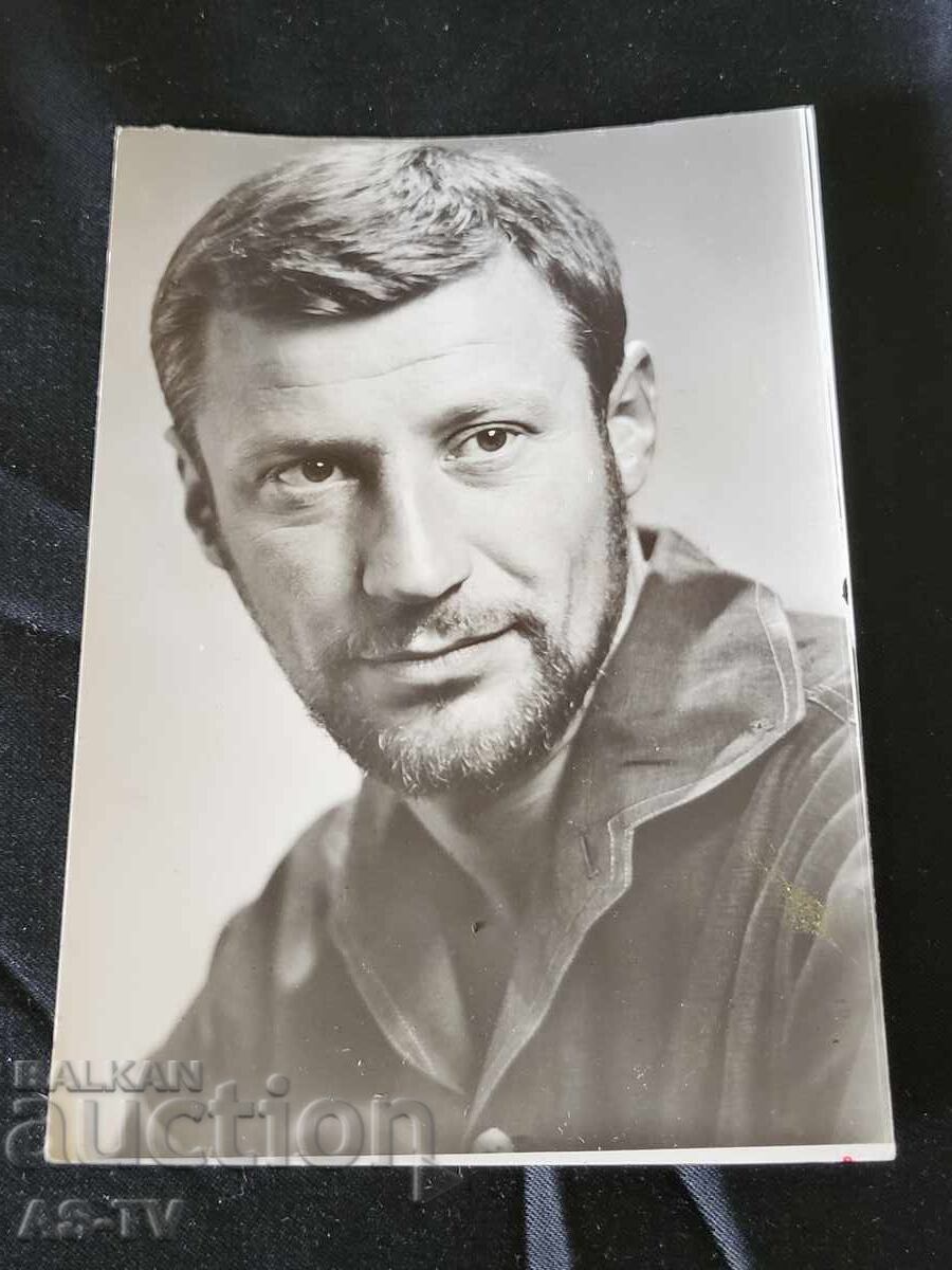 Small photo Victor Rebenchuk 10.8/7.5 cm Small photo Victor Rebenchuk 10.8/7.5 cm