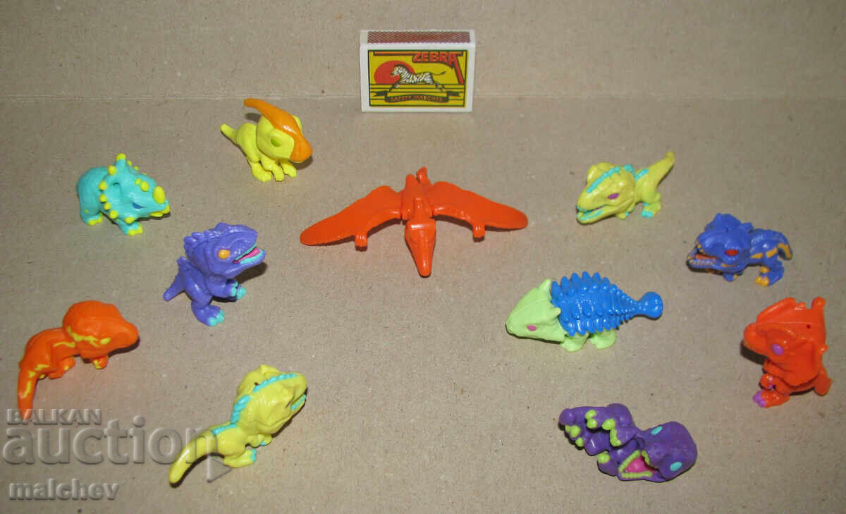 Lot of 11 toy dinosaur figures, 6 - 10 cm, excellent condition Lot of 11 toy dinosaur figures, 6 - 10 cm, excellent condition