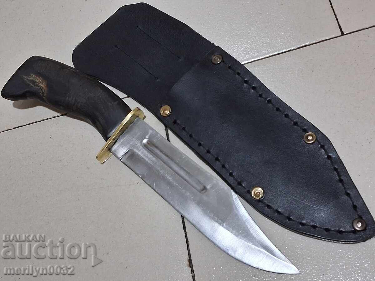 Delivery of Hunting knife in a sheath with a buffalo horn handle Delivery of Hunting knife in a sheath with a buffalo horn handle