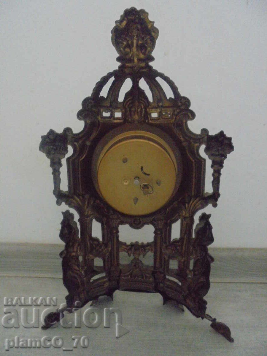 Delivery of №8250 Old mechanical desk clock