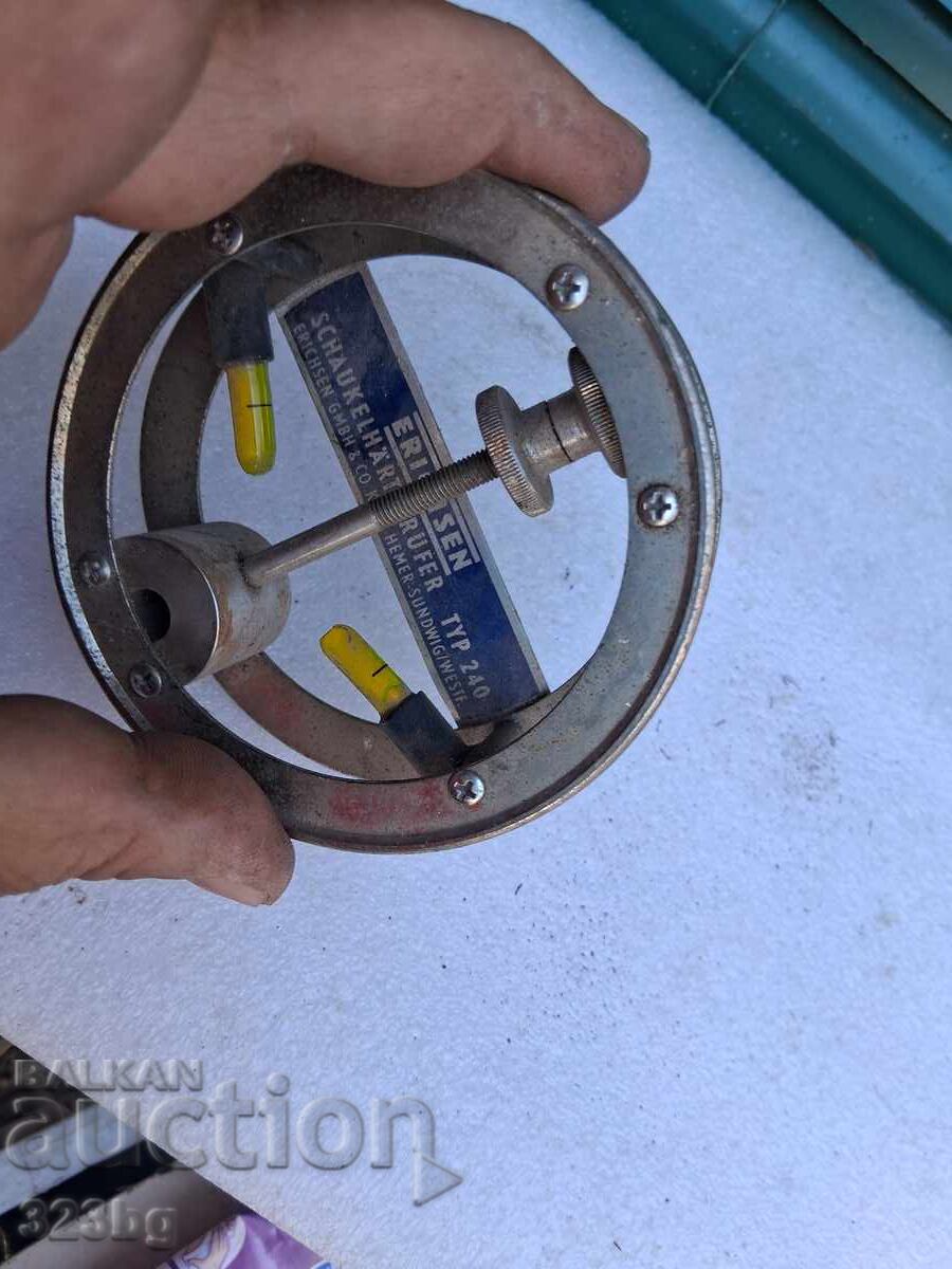 Δημοπρασία Ρετρό όργανο νίβελου Δημοπρασία Ρετρό όργανο νίβελου