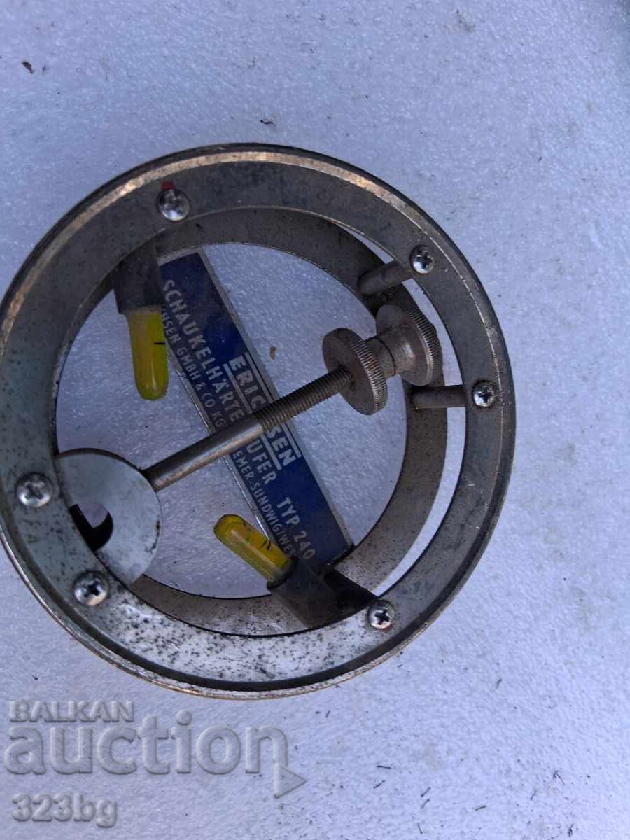 Ρετρό όργανο νίβελου Ρετρό όργανο νίβελου