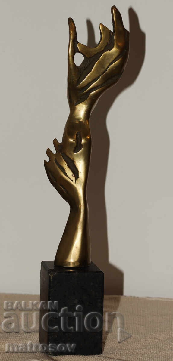 Авторска бронзова скулптура стилизирана фигура - 6 Авторска бронзова скулптура стилизирана фигура - 6
