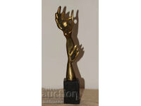 Sculptură din bronz de autor, figură stilizată