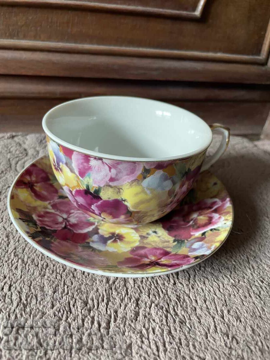 Τσινίκια με φλιτζάνι Τσινίκια με φλιτζάνι