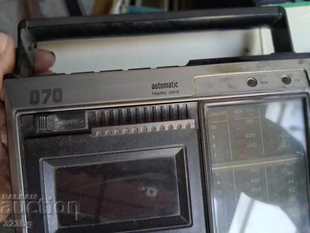 Δημοπρασία Φίλιπς κασετόφωνα 2τμχ 70s