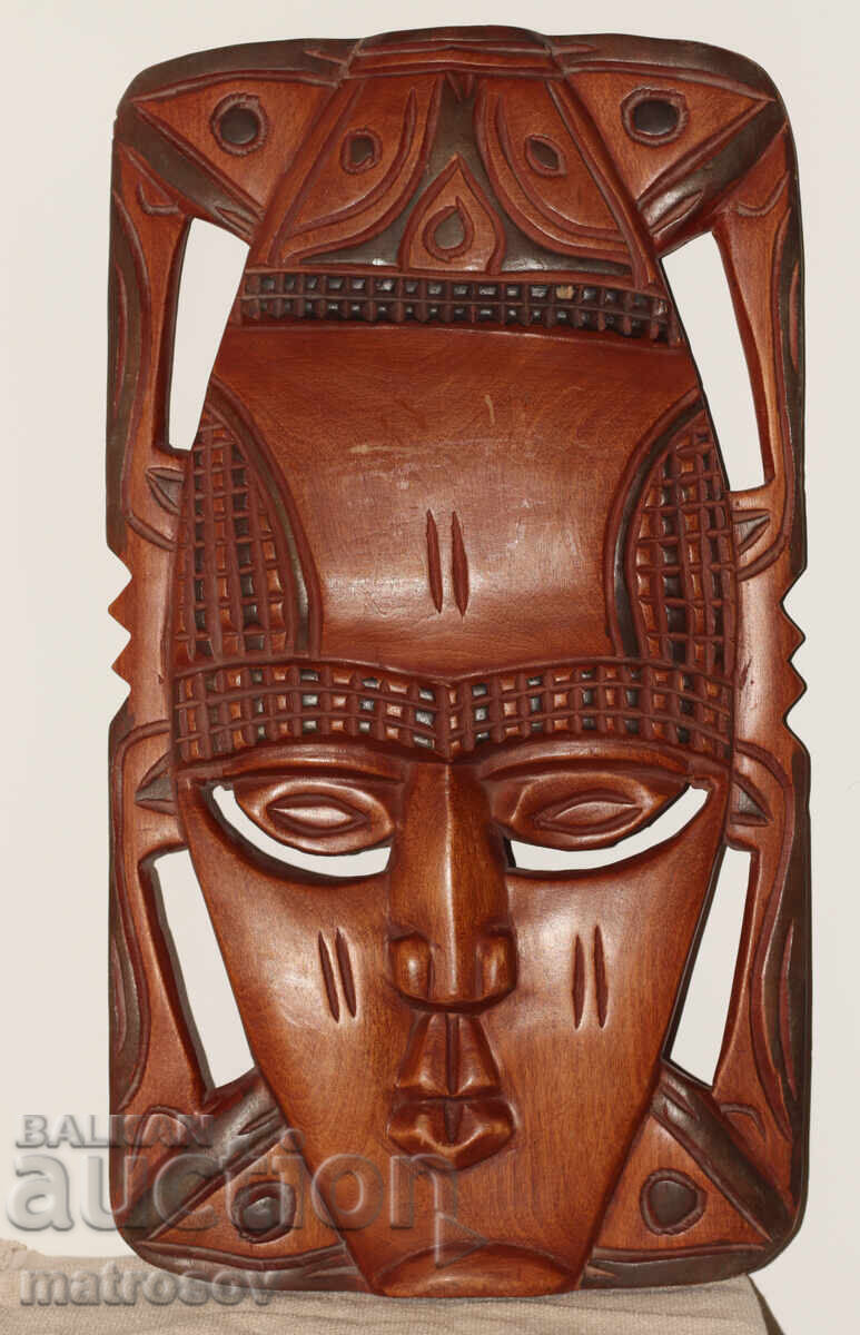 Delivery of African Large Wall Sculpture Wood Carving Mask