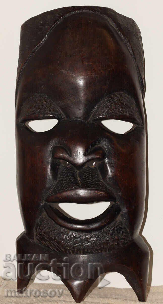 Африканска голяма стенна скулптура дърворезба маска с цена 280.00 лв. | € 143.16