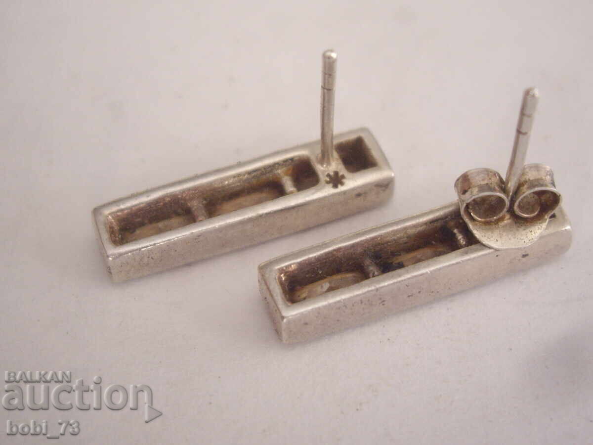 Стари сребърни обици. с цена 30.00 лв. | € 15.34