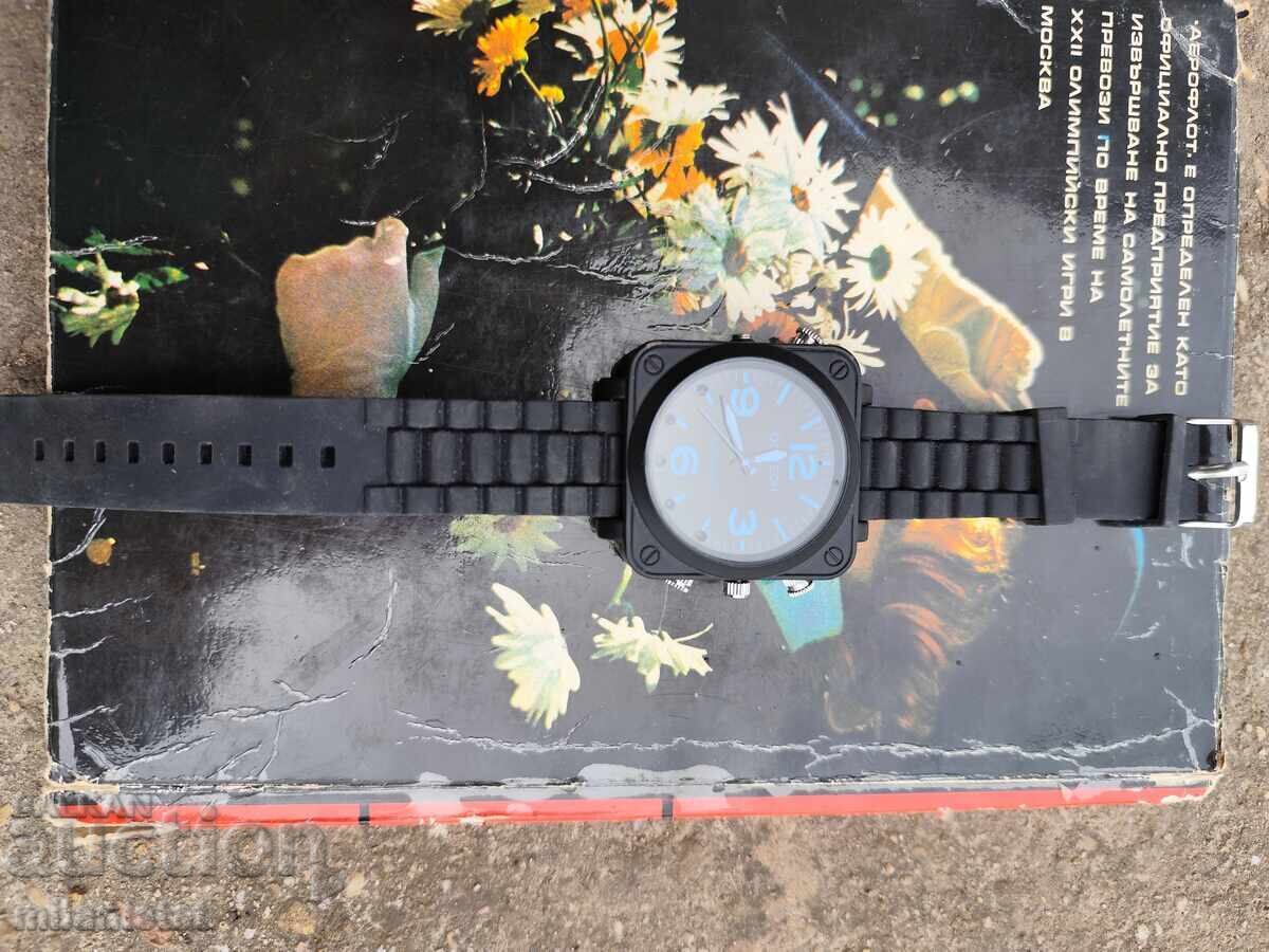 Auction  Watch that records video and takes photos