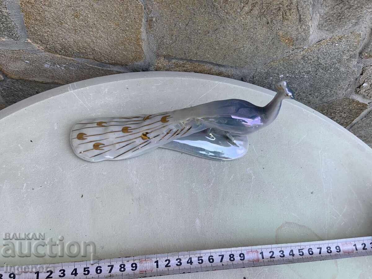 FIGURĂ DIN PORȚELAN STATUETĂ BULGARIA DE PE VREMEA SOCIALISMULUI cu preț 55.00 BGN | € 28.12