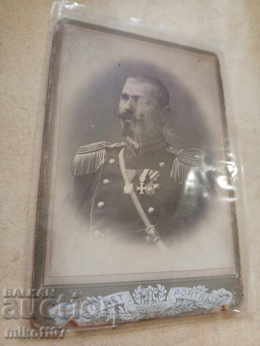 Photo cardboard photography Officer orders