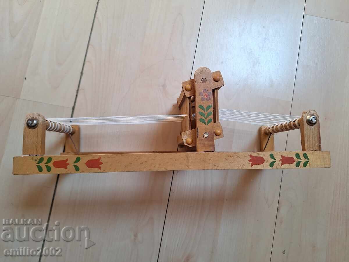 Răsătorit din lemn pentru copii cu preț 14.00 BGN | € 7.16 Răsătorit din lemn pentru copii cu preț 14.00 BGN | € 7.16