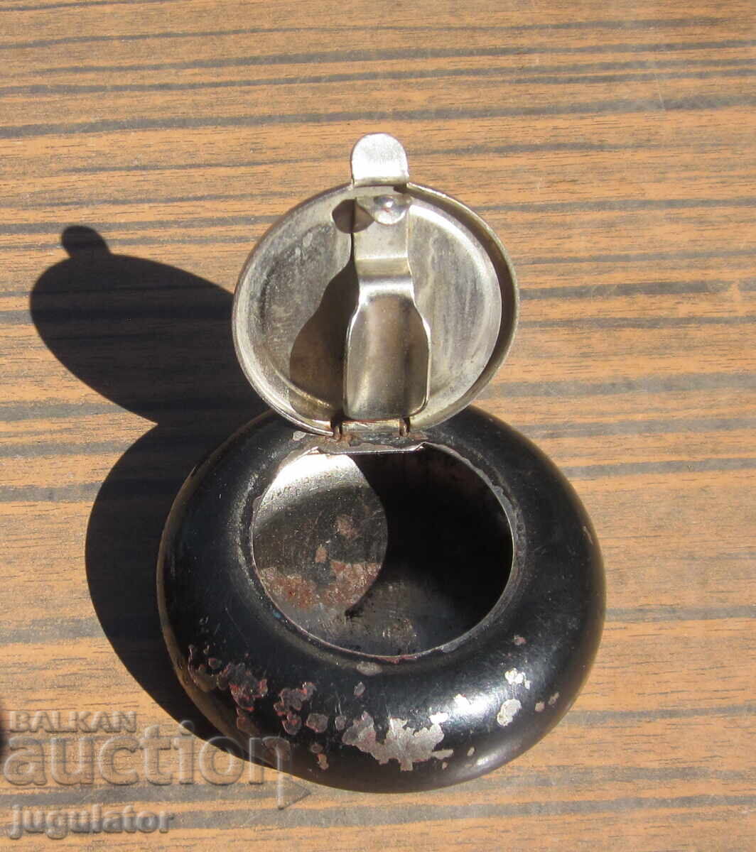 Βουλγαρικό μεταλλικό σταχτοδοχείο DSK Dŭrzhavna Spestovna Kasa σοσιαλιστικό