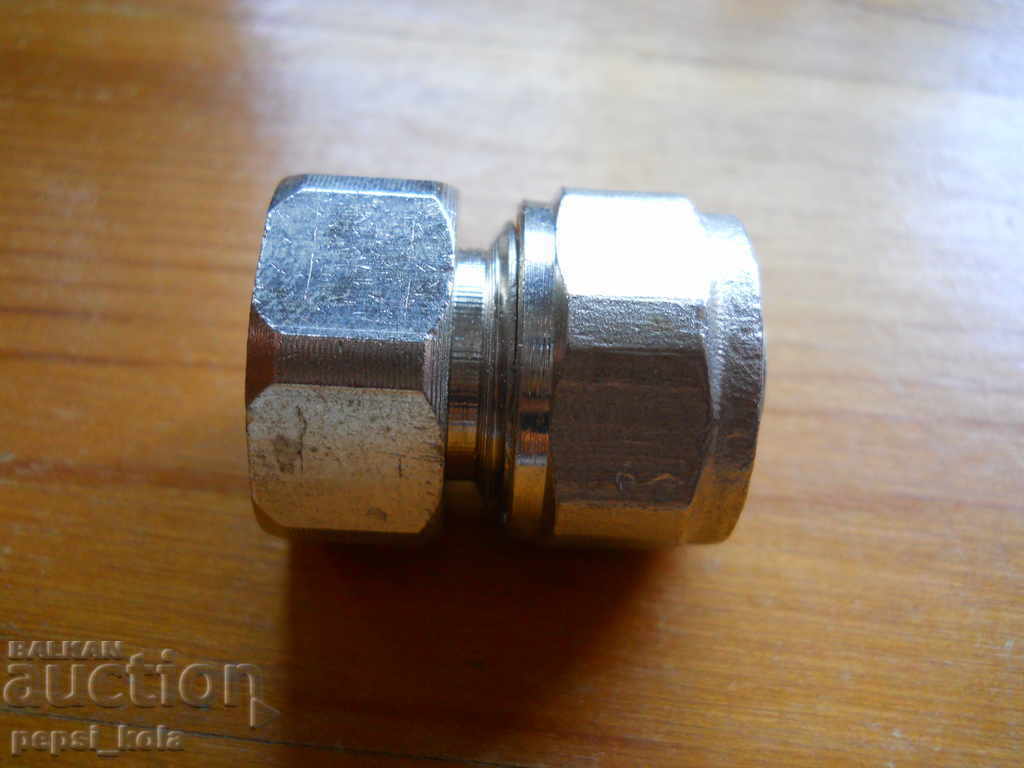 Metal plumbing fitting