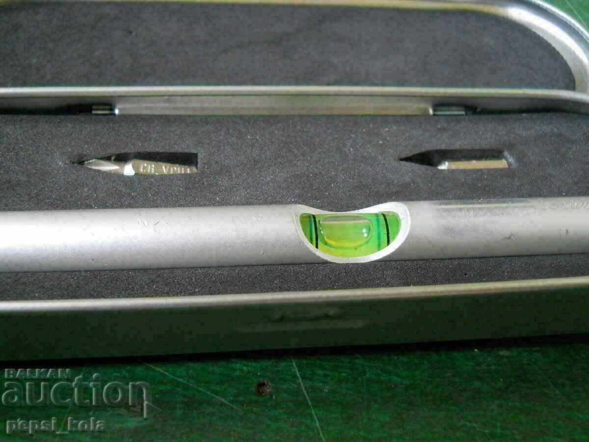 Σετ nivelir με κατσαβίδια ωρολογοποιίας με τιμή 35.00 BGN | € 17.90