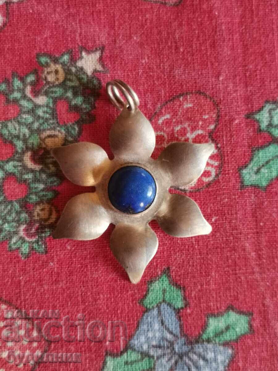 Solid Silver Pendant. I'm listing over 100 Auctions. Take a look - 5 Solid Silver Pendant. I'm listing over 100 Auctions. Take a look - 5