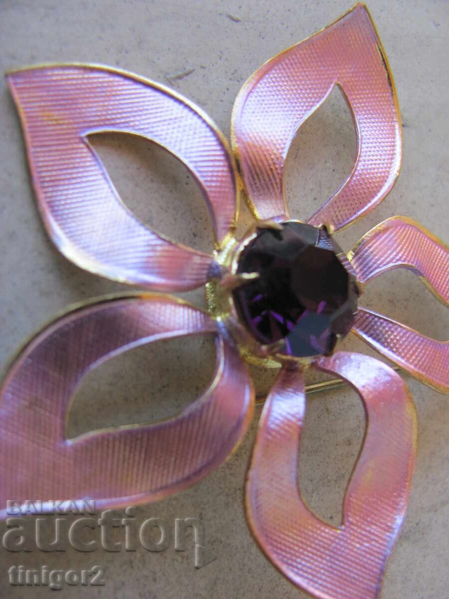 Beautiful brooch - flower with a semi-precious stone - 6