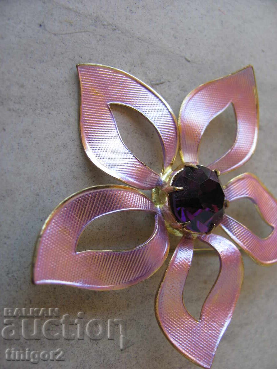 Beautiful brooch - flower with a semi-precious stone - 7