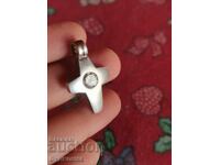 Pandantiv argint. Lansez peste 100 de licitații. Vezi oferta