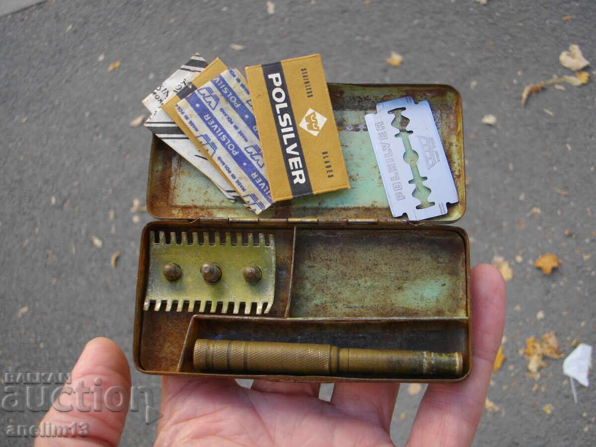 СТАРА БРОНЗОВА САМОБРЪСНАЧКА с цена 35.00 лв. | € 17.90