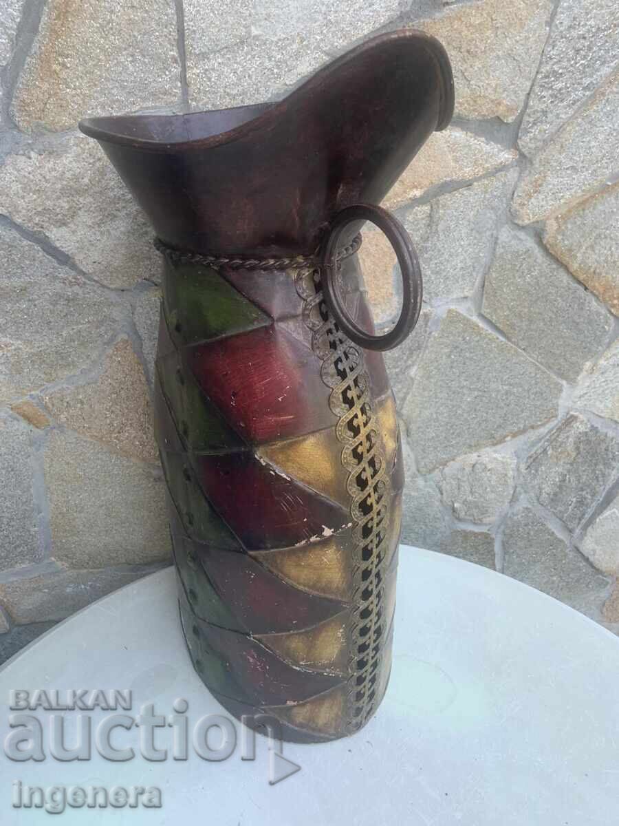 Auction  Metal Vase with Ornaments