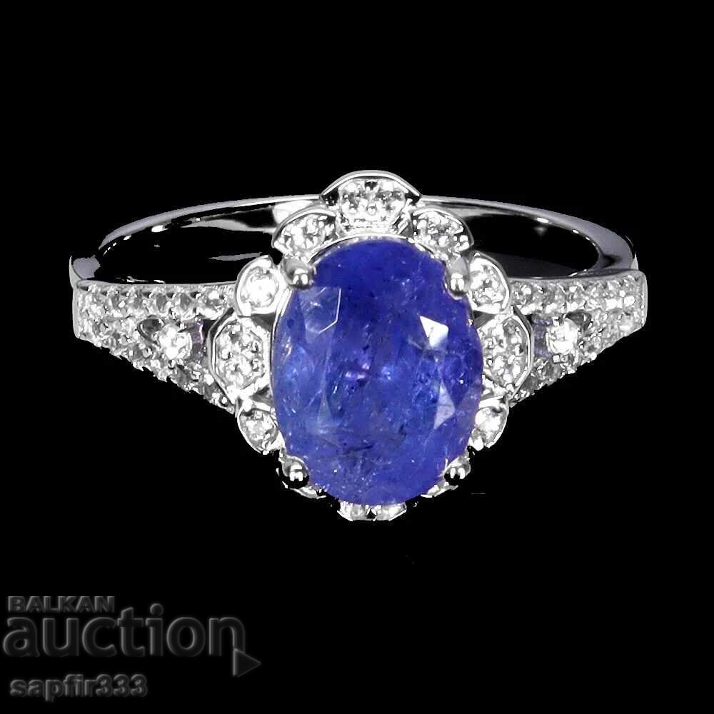 LUXURIOUS ELEGANT RING WITH NATURAL KYANITE