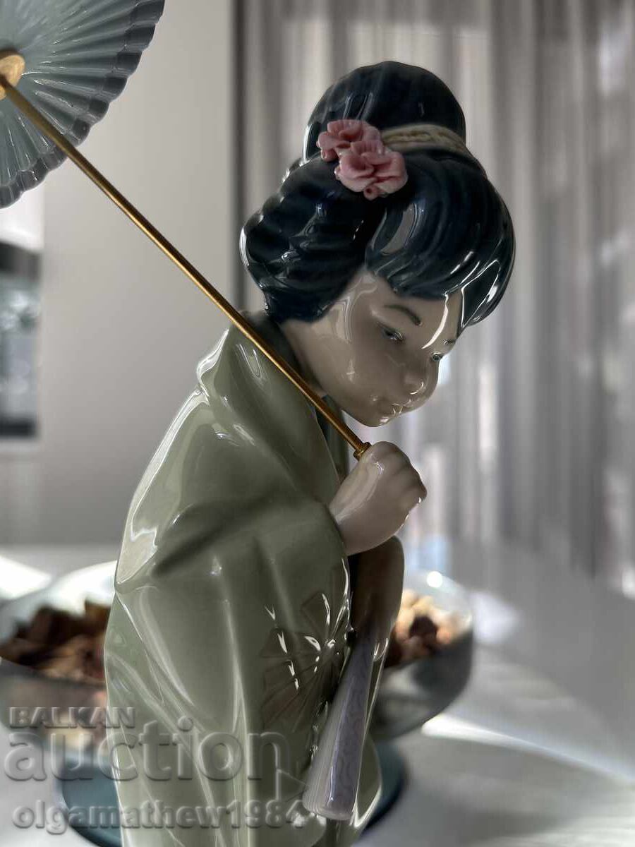 Lladró porcelain figurine "Geisha with parasol" - 5