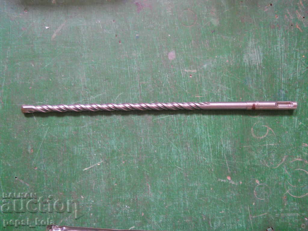 Concrete drill bit with hard metal plate - F 10 x 310