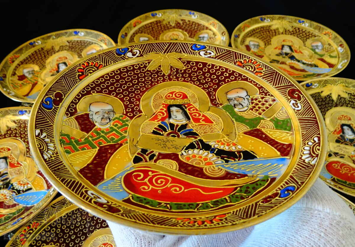 Πιάτο ιαπωνικής πορσελάνης Satsuma, χρυσό με τιμή 19.00 BGN | € 9.71