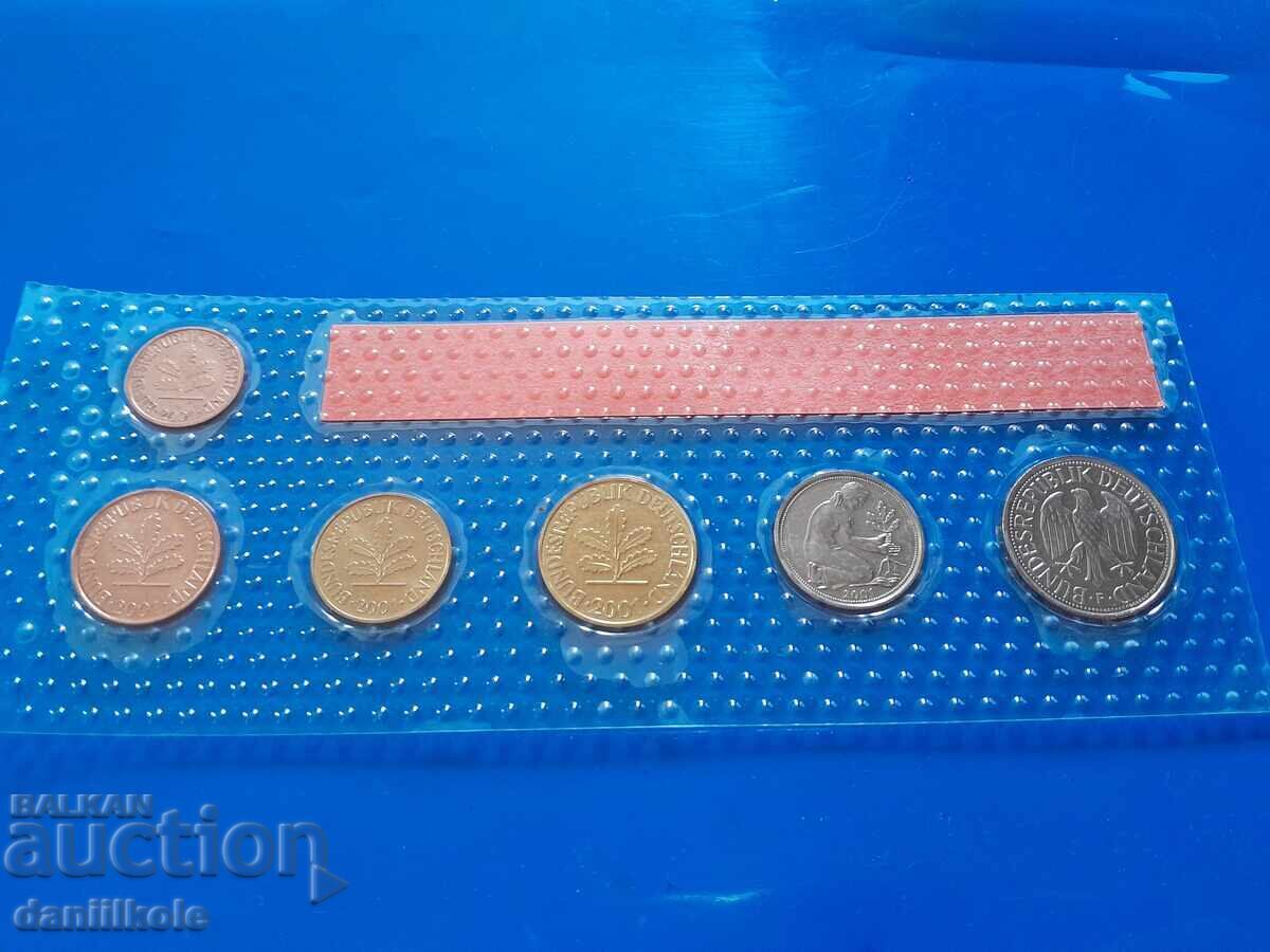 *$*Y*$* GERMANY FRG SET 2001 F - STUTTGART - UNC *$*Y*$* - 7 *$*Y*$* GERMANY FRG SET 2001 F - STUTTGART - UNC *$*Y*$* - 7