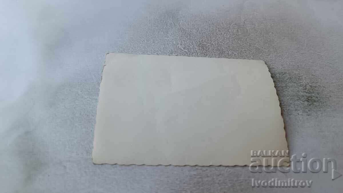 Φωτογραφία Άνδρας και νέος στην παραλία με τιμή 1.85 BGN | € 0.95