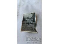 Снимка Рила Млади мъже голи до кръста и жена 1955