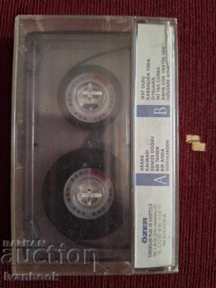 Auction  Audio cassette - Mustafa Sandal