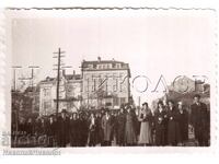 1935 МАЛКА СТАРА СНИМКА СЛИВЕНСКИ ХОР В ПЛОВДИВ Е392