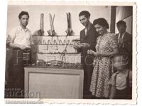 FOTOGRAFIE VECHE VARNA ARTICOLE DE FERONERIE FOTO PERUC E405