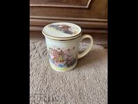 Bowl with lid - Japan, 9/7 cm