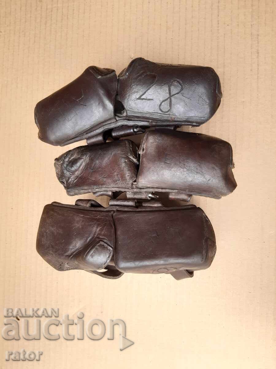 Licitație Apărătoare pentru Manlicher M 95 - stânga, mijloc și dreapta. O palmă în față Licitație Apărătoare pentru Manlicher M 95 - stânga, mijloc și dreapta. O palmă în față