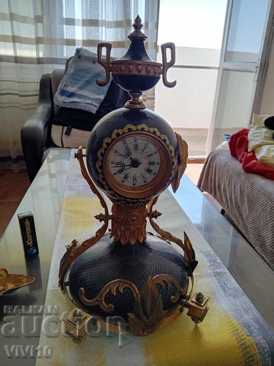 Fireplace clock, cloisonné, with battery