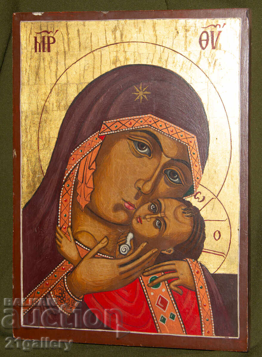 Hand-painted icon of the Holy Mother with the Child, tempera with price 450.00 BGN | € 230.08