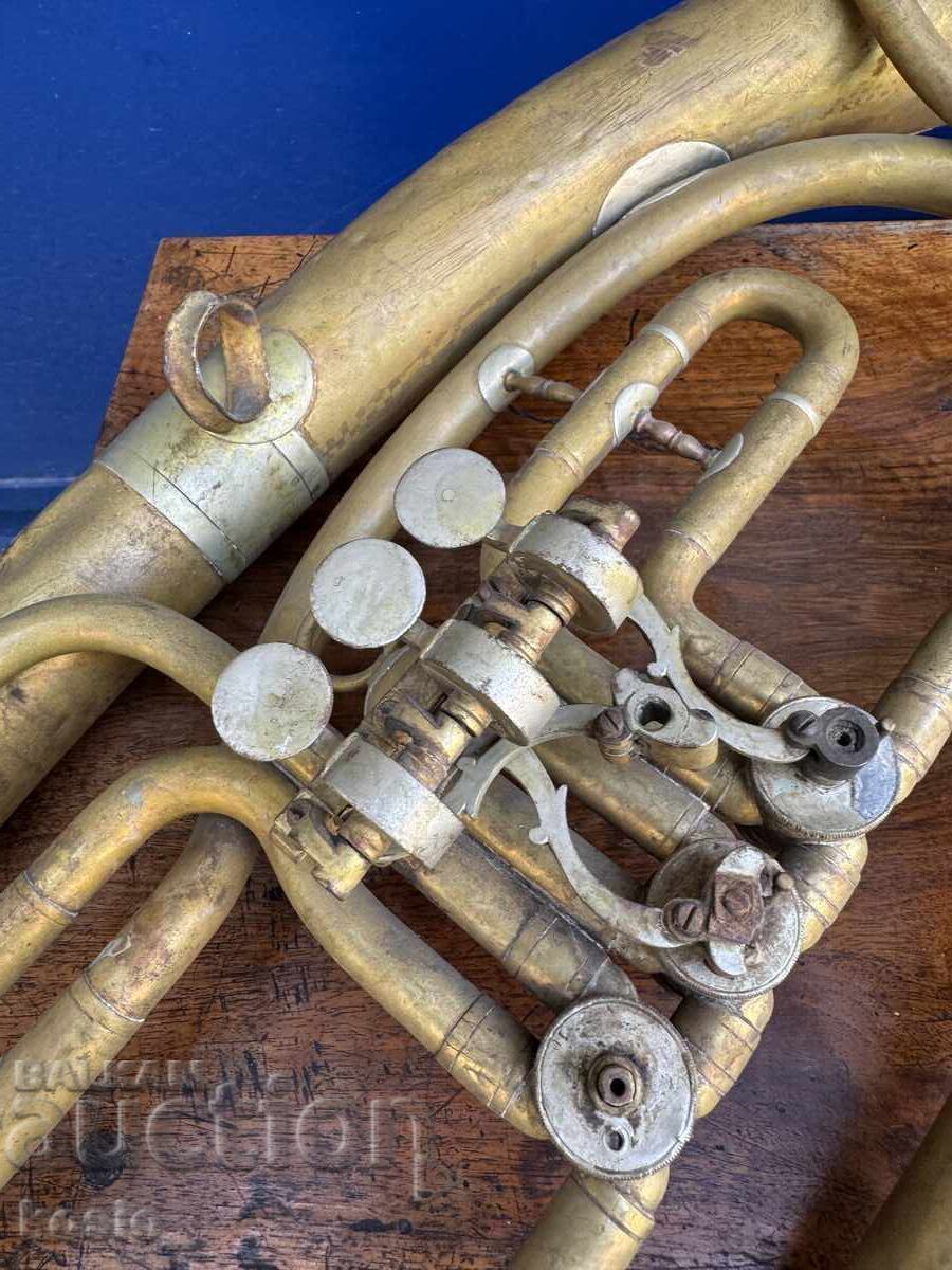 Άλτχορνα - πνευστό μουσικό όργανο με τιμή € 100.00 | 195.58 BGN Άλτχορνα - πνευστό μουσικό όργανο με τιμή € 100.00 | 195.58 BGN