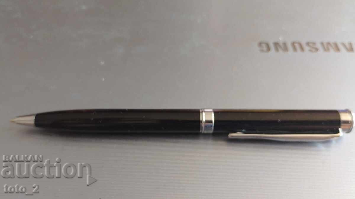 ΣΤΥΛΟ PIERRE CARDIN