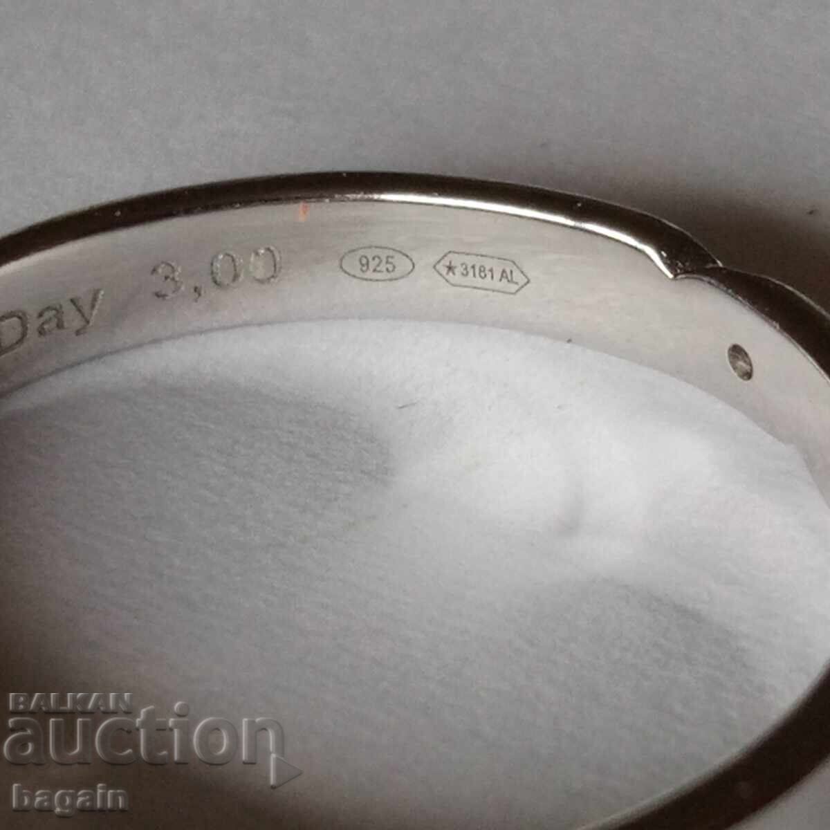 Auction Mark's silver ring. Auction Mark's silver ring.