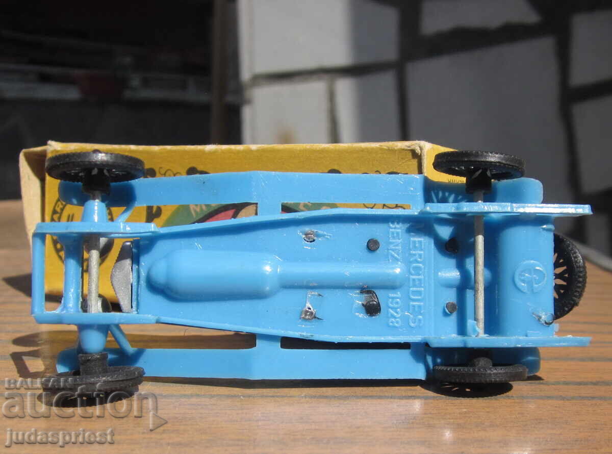 Εσθητική παιδική κούκλα Mercedes Benz με κουτί - 6 Εσθητική παιδική κούκλα Mercedes Benz με κουτί - 6