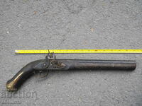 Vechea replică Flintstone